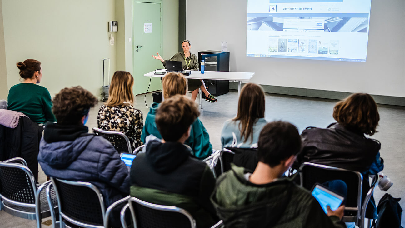 lezing in de bibliotheek Hasselt Limburg